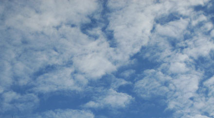 Ciel bleu et nuages