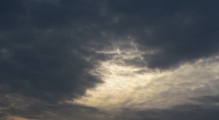 Ciel de tempête et éclaircie